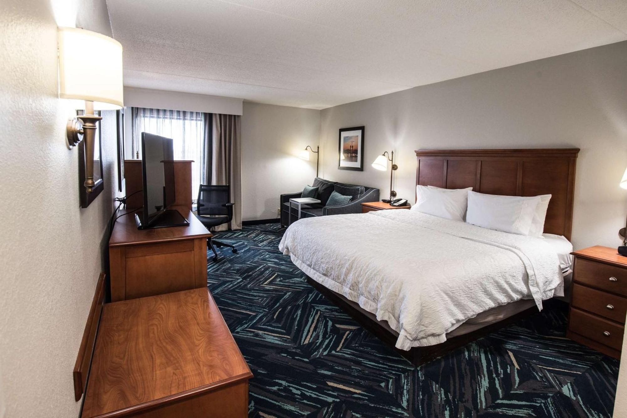Hampton Inn Clarksville Exterior photo