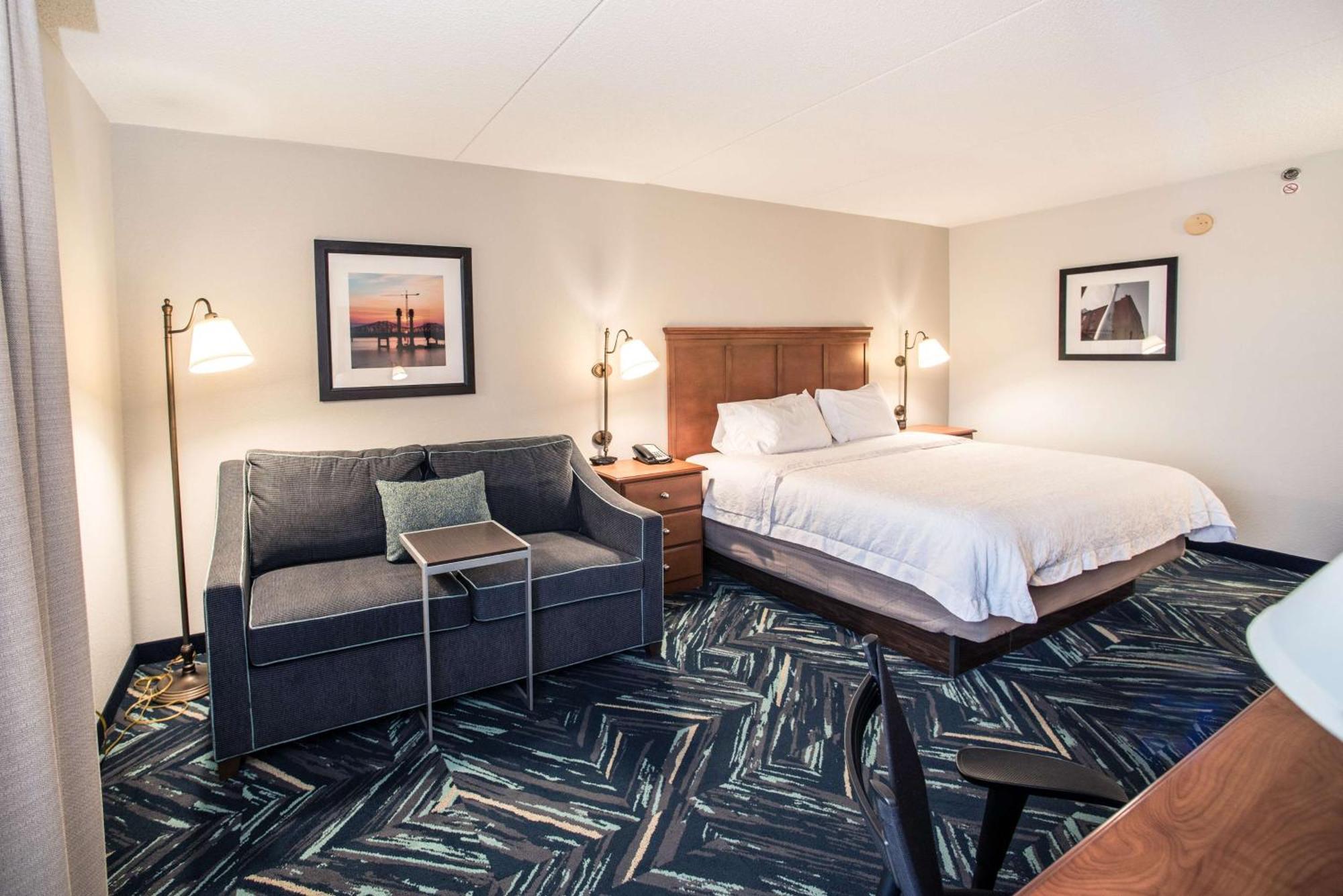 Hampton Inn Clarksville Exterior photo