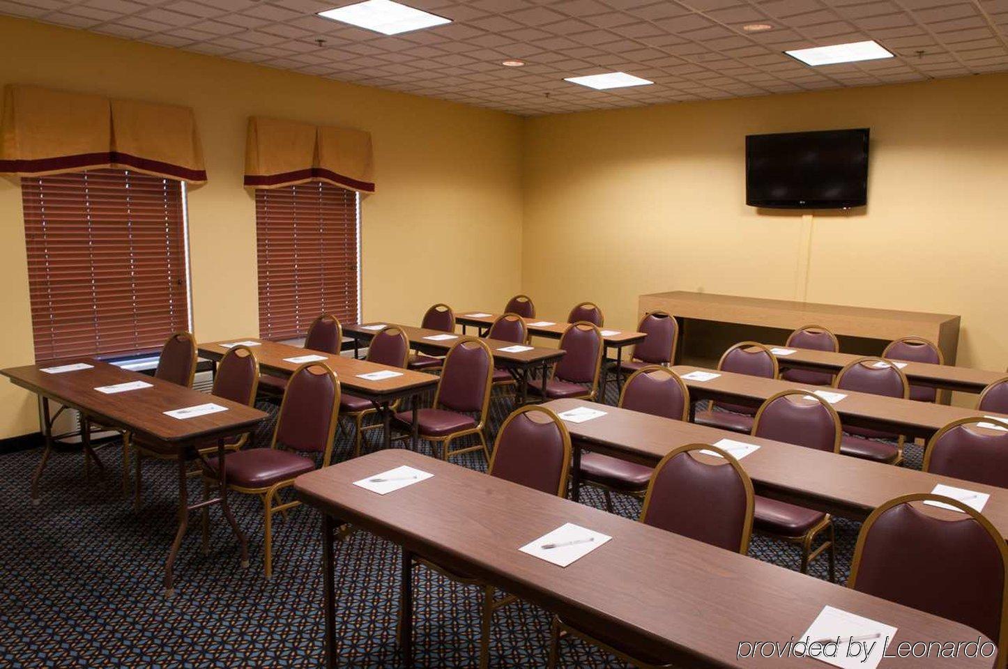 Hampton Inn Clarksville Exterior photo